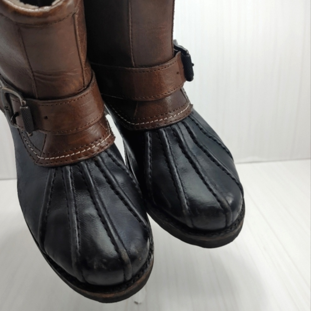 Frye Veronica Duck Engineer Shearling Lined Mid‎ Shaft Boot Black Brown 6.5 Warm - Picture 6 of 13